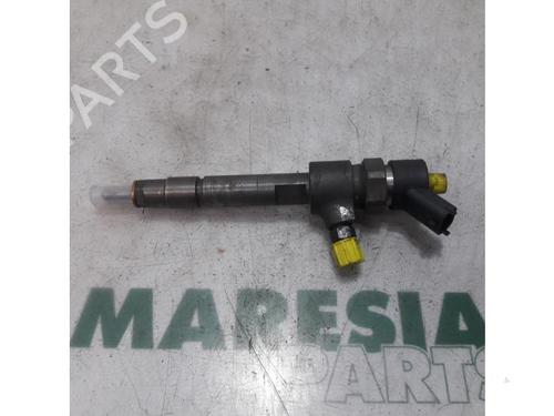 Used Injector FIAT PUNTO (188_) 1.9 JTD 80 (188.237, .257, .337, .357) (80 hp) 31530489
