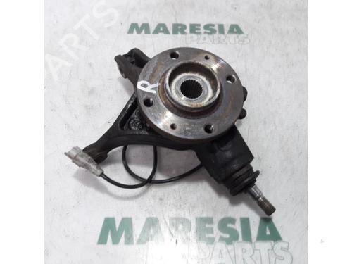 Used Right front steering knuckle Right front steering knuckle PEUGEOT 308 I (4A_, 4C_) 1.6 16V (120 hp) 31447370 31447370