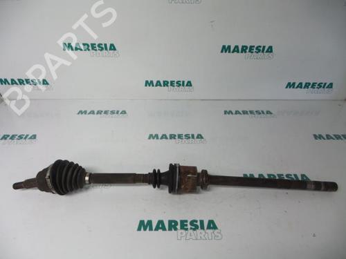 Used Right front driveshaft Right front driveshaft RENAULT ESPACE III (JE0_) 2.2 12V TD (JE0E, JE0H, JE0P) (113 hp) 31427039 31427039