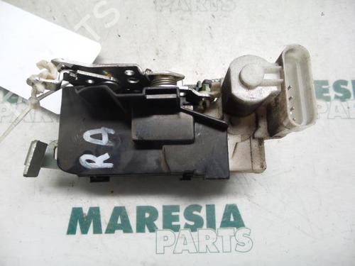 Used Electronic module FIAT PUNTO (188_) 1.2 60 (188.030, .050, .130, .150, .230, .250) (60 hp) 31396837