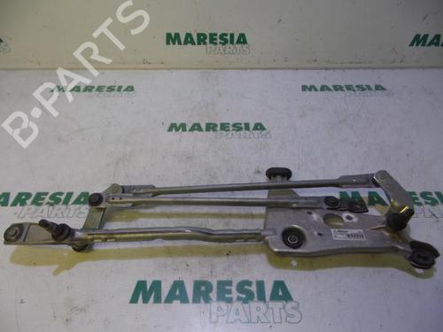 Used Front wipers mechanism PEUGEOT 308 SW II (LC_, LJ_, LR_, LX_, L4_) 1.6 BlueHDi 120 (120 hp) 31500793