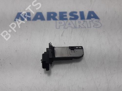 Used Mass air flow sensor PEUGEOT 308 SW II (LC_, LJ_, LR_, LX_, L4_) 1.6 BlueHDi 120 (120 hp) 31468374