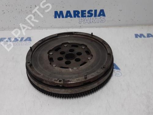 Used Flywheel PEUGEOT 308 II (LB_, LP_, LW_, LH_, L3_) 1.6 BlueHDi 120 (120 hp) 31510348