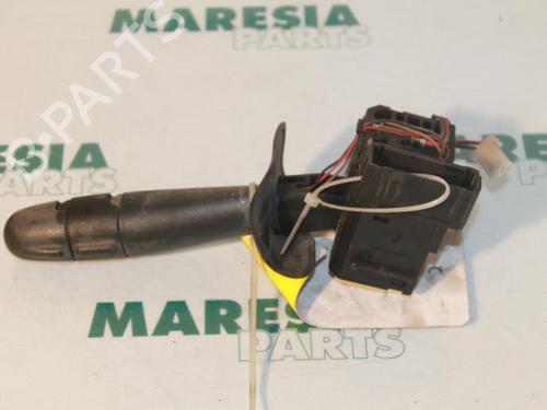 Used Steering column stalk RENAULT MEGANE I (BA0/1_) 1.9 dT (B/SA0K, B/SA0Y) (90 hp) 31413798