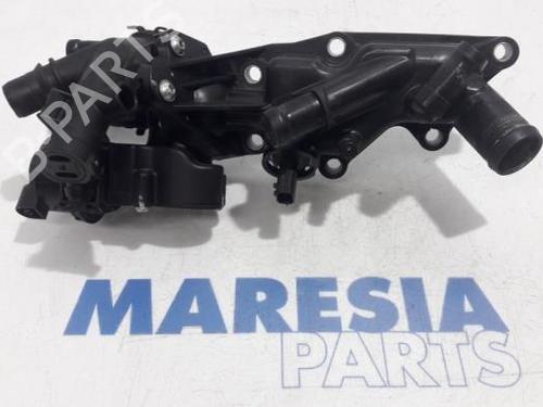 Used Thermostat housing RENAULT MEGANE IV Hatchback (B9A/M/N_) 1.2 TCe 130 (B9MR) (130 hp) 31525300