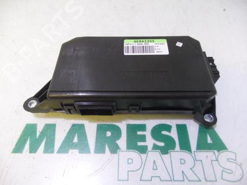 Used Control unit FIAT IDEA (350_) 1.4 16V (95 hp) 31462791