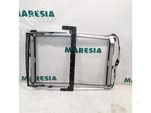 Techo RENAULT KOLEOS I (HY_) 2.5 (HY0C, HY0N) (171 hp) 31528267