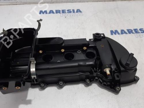Used Valve cover PEUGEOT 107 (PM_, PN_) 1.0 (68 hp) 31434995