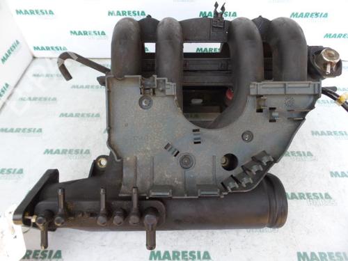 Used Injection rail RENAULT CLIO I (B/C57_, 5/357_) 1.2 (5/357Y, 5/357K) (58 hp) 31433820