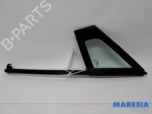 Vidro triangular frente esquerdo RENAULT CLIO IV Grandtour (KH_) 0.9 TCe 90 (90 hp) 31532462