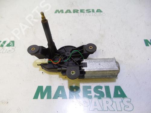 Used Rear wiper motor FIAT PUNTO (188_) 1.4 (95 hp) 31453162