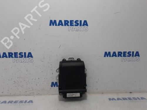 Used Display monitor PEUGEOT 5008 (0U_, 0E_) 1.6 16V (156 hp) 31428300
