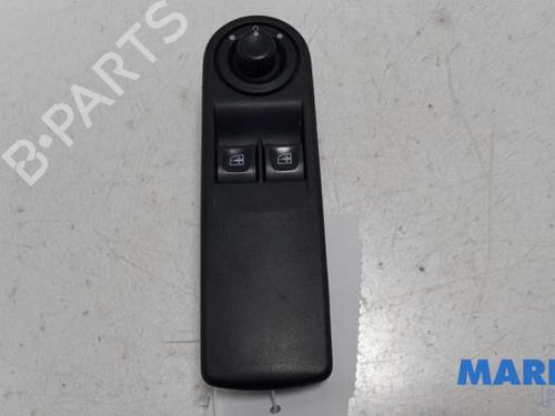 Used Switch RENAULT CLIO IV Grandtour (KH_) 1.5 dCi 90 (KHN3, KHN4) (90 hp) 31511673