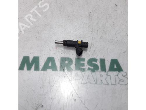Used Injector PEUGEOT 308 I (4A_, 4C_) 1.6 16V (120 hp) 31438392