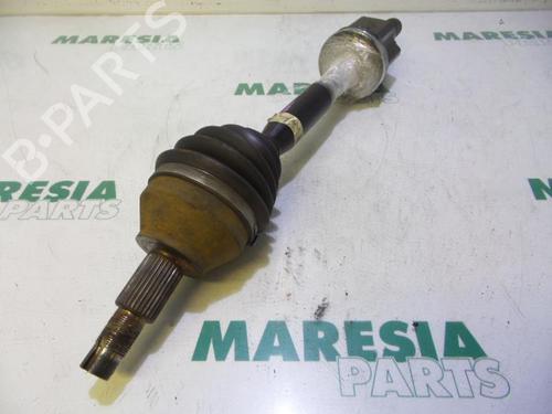 Right front driveshaft ALFA ROMEO 159 (939_) 3.2 JTS Q4 (939AXH1B, 939AXG22) | BP31484209M39 - Image 2