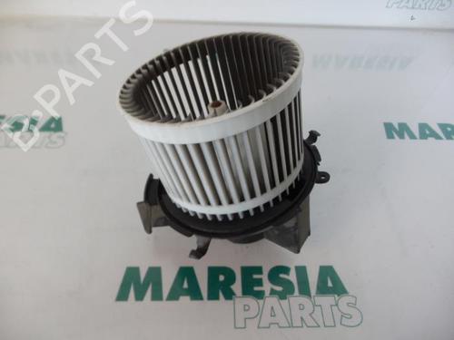 Used Heater blower motor FIAT PANDA (169_) 1.2 (169.AXB11, 169.AXB1A) (60 hp) 31385906