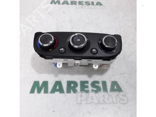 Used Climate control Climate control RENAULT CLIO IV Grandtour (KH_) 0.9 TCe 90 (90 hp) 31492159 31492159