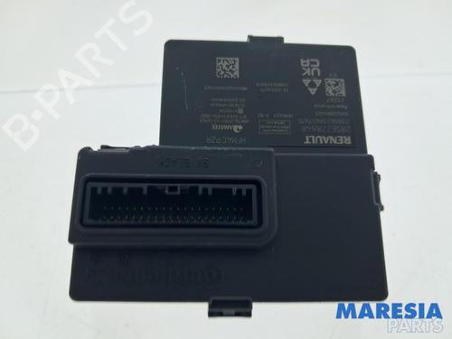 Used Electronic module Electronic module RENAULT CAPTUR II (HF_) TCe 160 (HFN1) (158 hp) 39932834 39932834