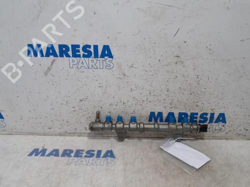 Used Injection rail FIAT DOBLO Platform/Chassis (263_) 1.3 D Multijet (90 hp) 31448911
