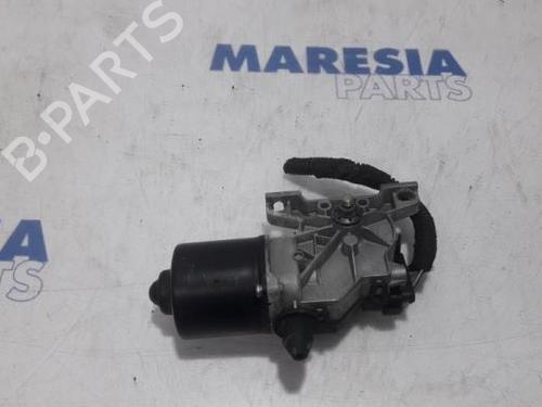 Front wiper motor FIAT 500 (312_) 1.2 (312AXA1A) | BP31501068M29