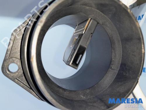 Used Mass air flow sensor CITROËN JUMPY II Van 2.0 HDi 125 (128 hp) 31467942