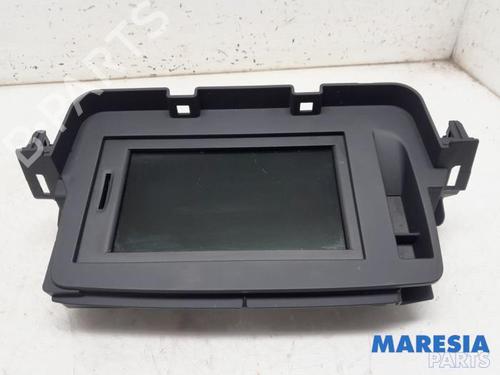 Used Display monitor RENAULT MEGANE III Grandtour (KZ0/1) 1.4 TCe (KZ0F, KZ1V) (130 hp) 31427465
