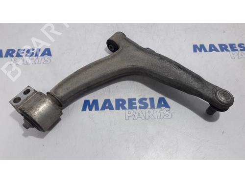 Used Left front suspension arm FIAT CROMA (194_) 2.2 16V (147 hp) 31530500