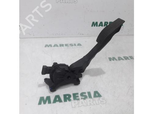 Used Electronic module FIAT 500X (334_) 1.6 (334AXE1A) (110 hp) 31404832