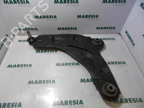 Used Left front suspension arm RENAULT TRAFIC II Van (FL) 1.9 dCi 100 (FL0C, FL0K, FL0B) (101 hp) 31384954