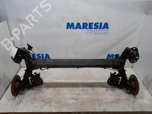 Used Rear axle RENAULT KANGOO / GRAND KANGOO II (KW0/1_) 1.6 16V (KW03, KW09, KW0D, KW0U, KW0W, KW13) (106 hp) 31424278