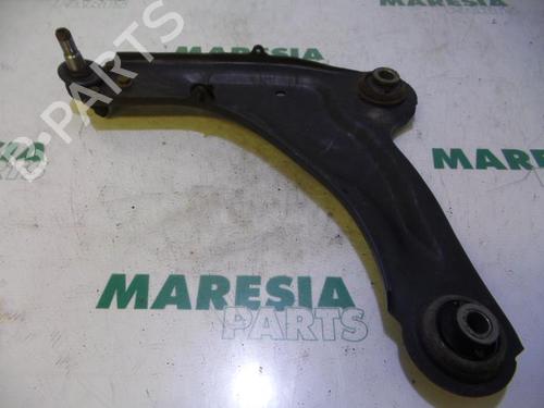 Used Left front suspension arm Left front suspension arm RENAULT LAGUNA II Grandtour (KG0/1_) 1.9 dCi (KG1A, KG1W, KG0G) (110 hp) 31479501 31479501