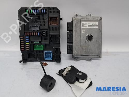 Used Engine control unit (ECU) PEUGEOT 208 I (CA_, CC_) 1.2 VTI 82 (82 hp) 31526808