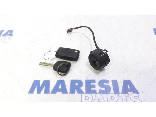 Engine control unit (ECU) CITROËN C5 III Break (RW_) 2.0 HDi | BP31533212M57 