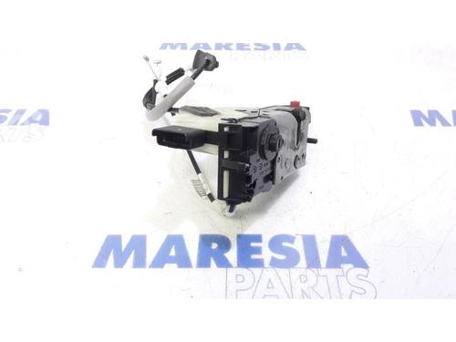 electronic-module-peugeot-2008-i-cu_-2013-31487404 main image