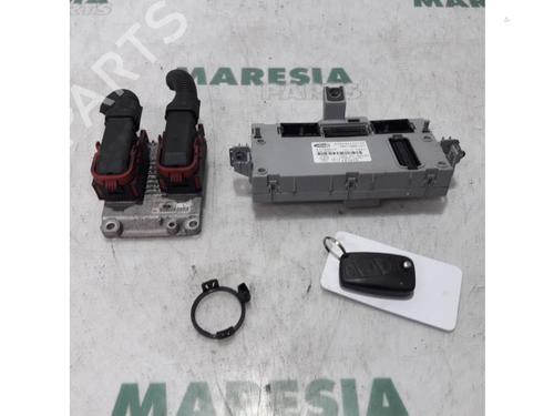 Used Engine control unit (ECU) FIAT BRAVO II (198_) 1.4 (198AXA1B) (90 hp) 31469084
