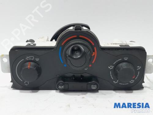 Used Climate control RENAULT KANGOO Express (FW0/1_) 1.5 dCi 90 (FW0G, FW05, FW08, FW11) (90 hp) 31483224