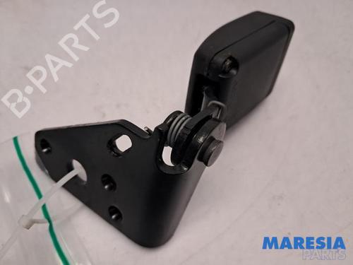 Used Seat buckle PEUGEOT 2008 I (CU_) 1.6 VTi (120 hp) 31507534
