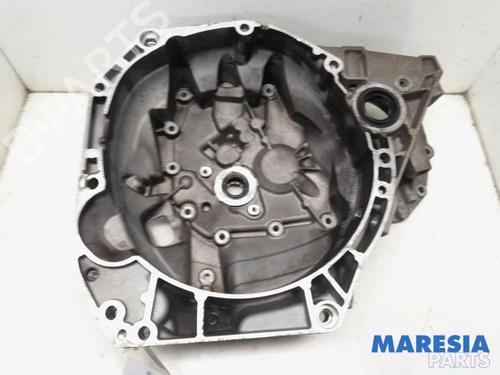 Used Manual Gearbox (For Parts) RENAULT CLIO IV (BH_) 0.9 TCe 90 (BHNF, BHMA, BHMH, BHJK, BHJR) (90 hp) 31404344