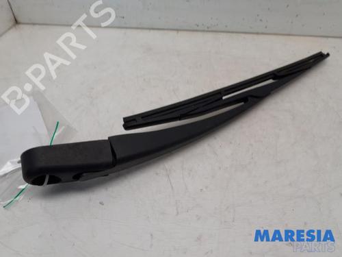 Used Rear windshield wiper arm CITROËN C4 Grand Picasso I (UA_) 1.6 HDi (109 hp) 31401371