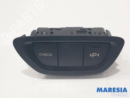 switch-citroen-c5-iii-rd_-2008-2009-2010-2011-2012-2013-2014-2015-2016-2017-31479708 main image