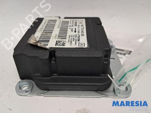 Airbag styreenhed Airbag styreenhed PEUGEOT 3008 I MPV (0U_) 2.0 HDi Hybrid4 (0URHCA) (200 hp) 39932652 39932652
