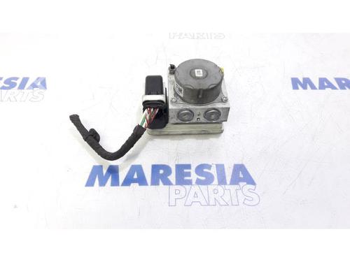 Used ABS pump CITROËN C3 II (SC_) 1.6 HDi (92 hp) 31402541