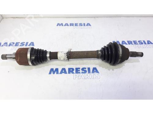 Used Left front driveshaft PEUGEOT 5008 (0U_, 0E_) 1.6 HDi (112 hp) 31533941