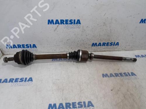 Used Right front driveshaft PEUGEOT 308 I (4A_, 4C_) 1.6 16V (150 hp) 31523437