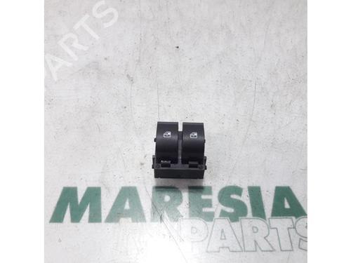 Used Switch FIAT PUNTO EVO (199_) 1.4 (199AXB1A) (77 hp) 31428820