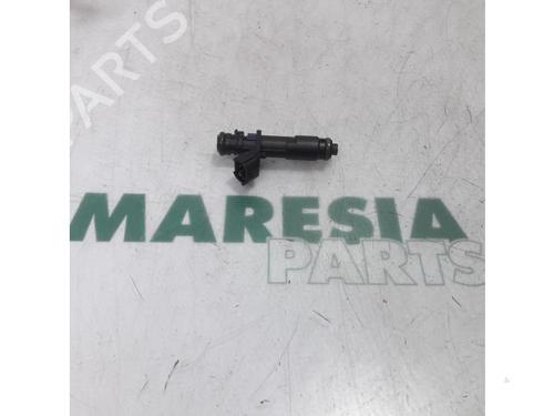 Used Injector CITROËN C5 III (RD_) 2.0 16V (RDRFJC, RDRFJF) (140 hp) 31470457