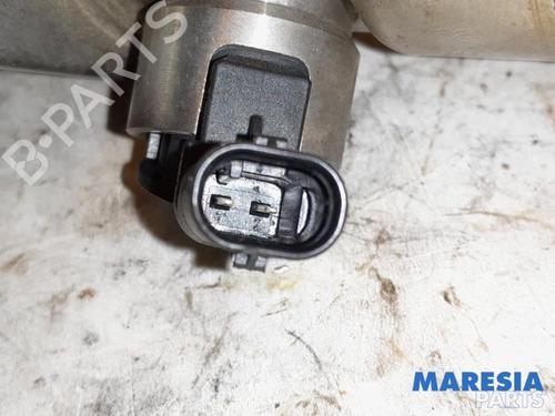 Fuel pump CITROËN C4 Picasso II 1.2 THP 130 | BP31498174M76 - Image 4