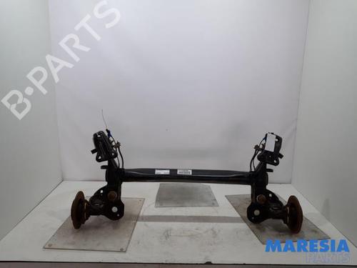 Used Rear axle PEUGEOT 2008 I (CU_) 1.2 THP 110 / PureTech 110 (110 hp) 31531204
