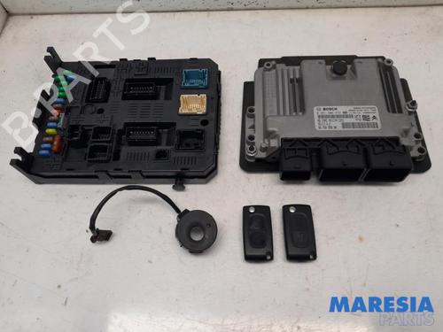 Used Engine control unit (ECU) PEUGEOT 5008 (0U_, 0E_) 1.6 16V (120 hp) 31487444