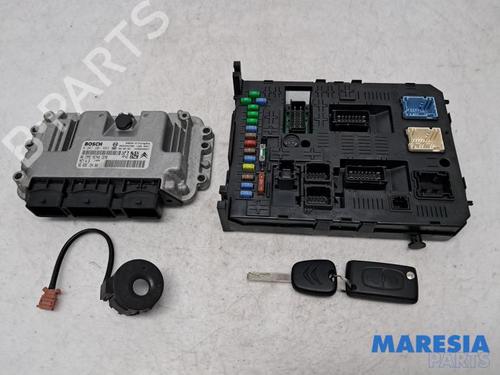 Used Engine control unit (ECU) CITROËN BERLINGO MULTISPACE (B9) 1.6 (90 hp) 31531210